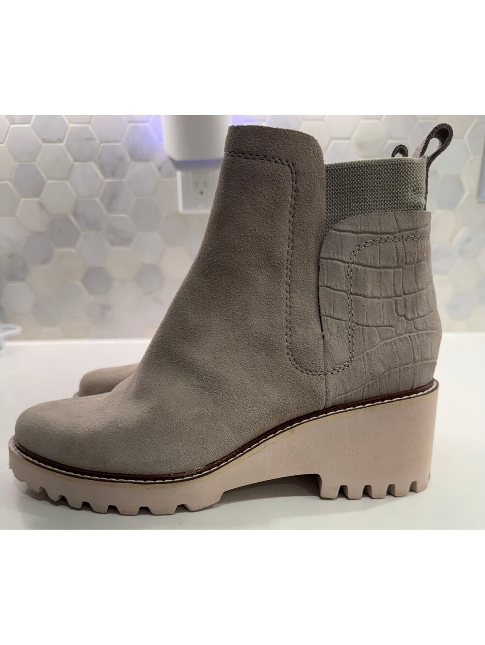 Dolce Vita HueyH20 Wedge Boots Size 9 - Picture 5 of 8